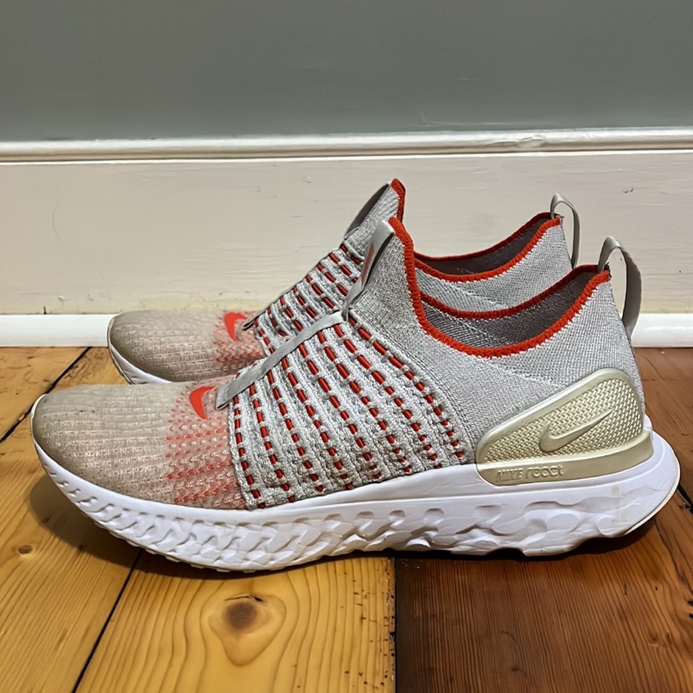 Nike White & Orange Fly-nits